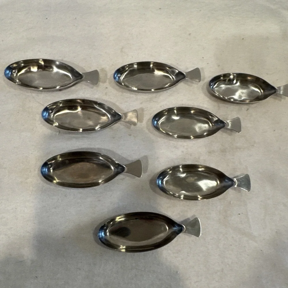 Fish Shape TASTING SPOONS set of 8 Appetizers One Bite Party Sampler Flatware